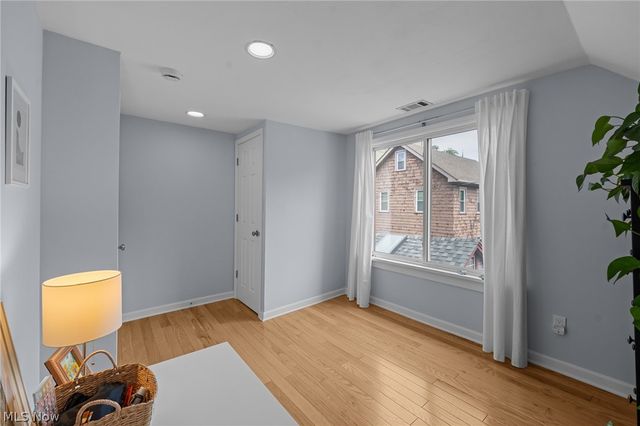 3216 Chatham Avenue, Cleveland, OH 44113