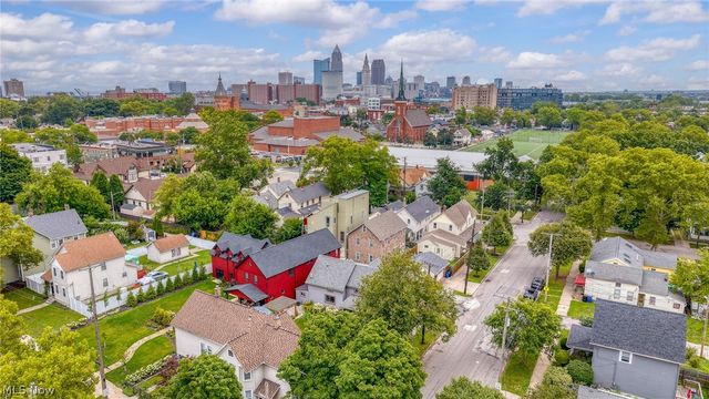 3216 Chatham Avenue, Cleveland, OH 44113