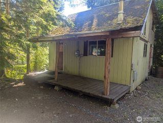 411 Elk Dr, Brinnon, WA 98320