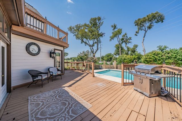 16056 Chalfont Court, Dallas, TX 75248