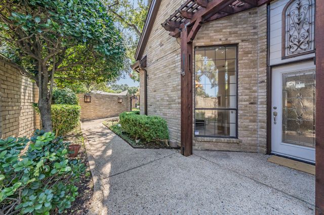 16056 Chalfont Court, Dallas, TX 75248