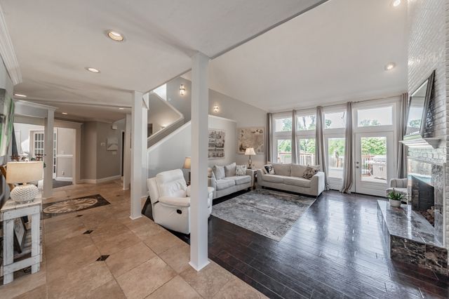 16056 Chalfont Court, Dallas, TX 75248