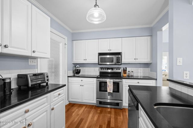 214 Sandfiddler E, Emerald Isle, NC 28594