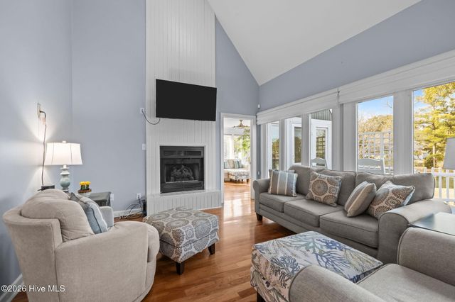 214 Sandfiddler E, Emerald Isle, NC 28594