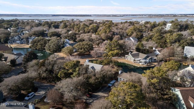 214 Sandfiddler E, Emerald Isle, NC 28594