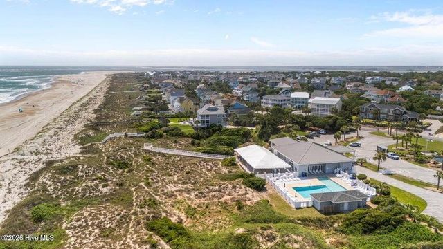 214 Sandfiddler E, Emerald Isle, NC 28594