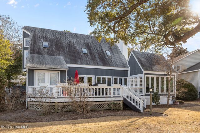 214 Sandfiddler E, Emerald Isle, NC 28594