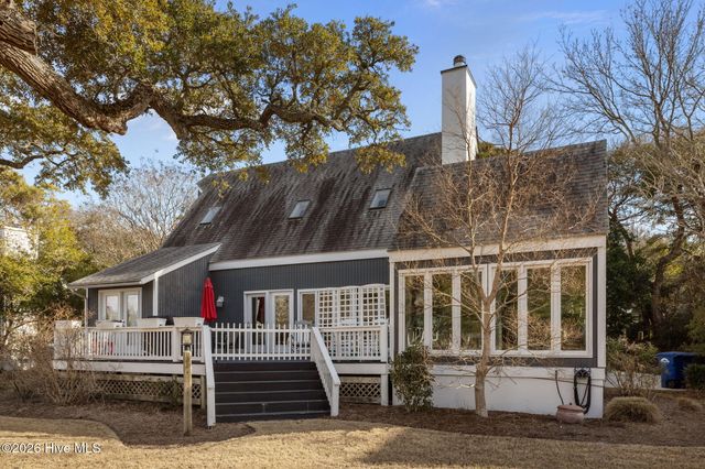 214 Sandfiddler E, Emerald Isle, NC 28594