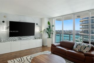 1800 N Bayshore Dr 2111, Miami, FL 33132