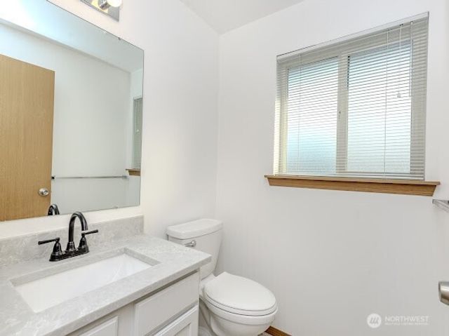 413 Kensington Avenue NW, Orting, WA 98360