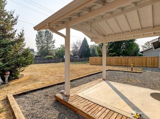 413 Kensington Avenue NW, Orting, WA 98360