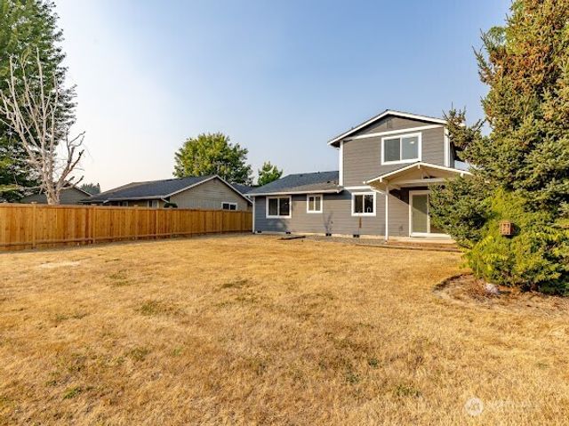 413 Kensington Avenue NW, Orting, WA 98360