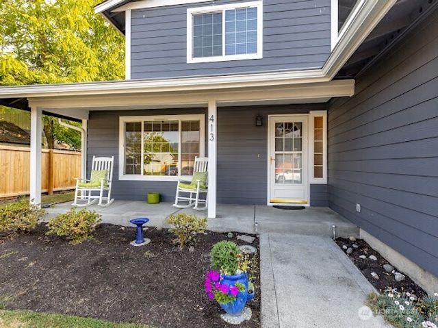 413 Kensington Avenue NW, Orting, WA 98360