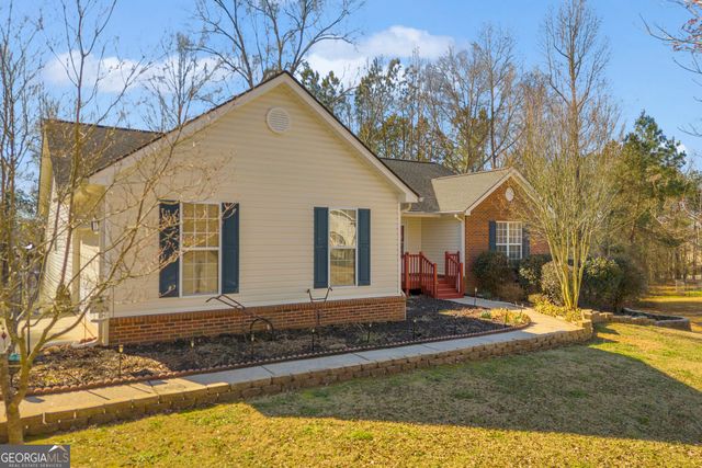 139 Silverstone Circle, Jefferson, GA 30549