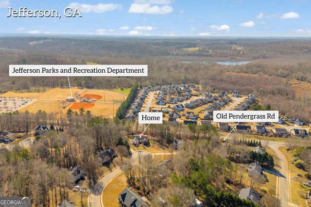 139 Silverstone Circle, Jefferson, GA 30549