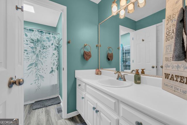 139 Silverstone Circle, Jefferson, GA 30549