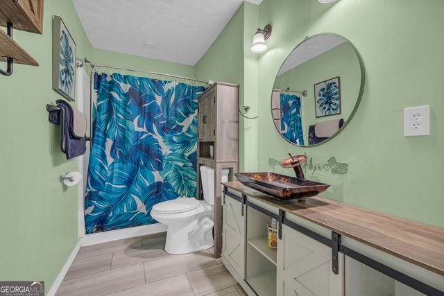 139 Silverstone Circle, Jefferson, GA 30549