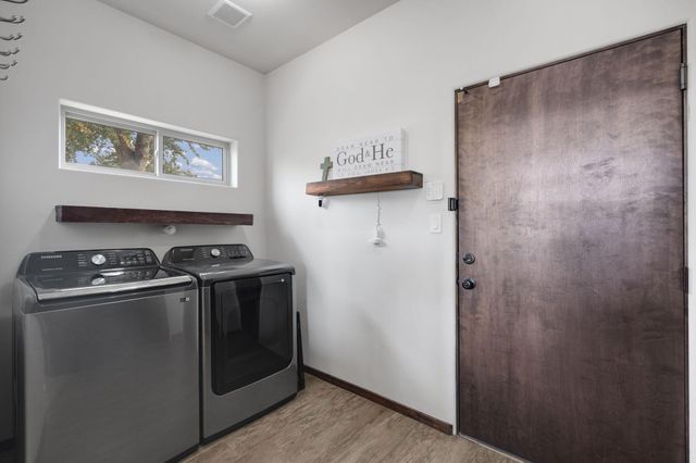 13009 Yarrow Trail NE, Albuquerque, NM 87112