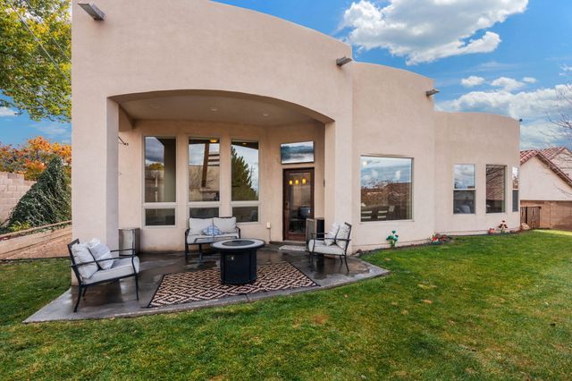 13009 Yarrow Trail NE, Albuquerque, NM 87112