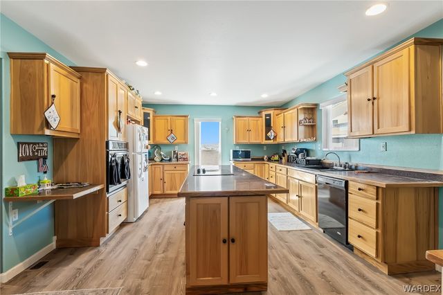 3539 Sunriver Court, Bullhead City, AZ 86429