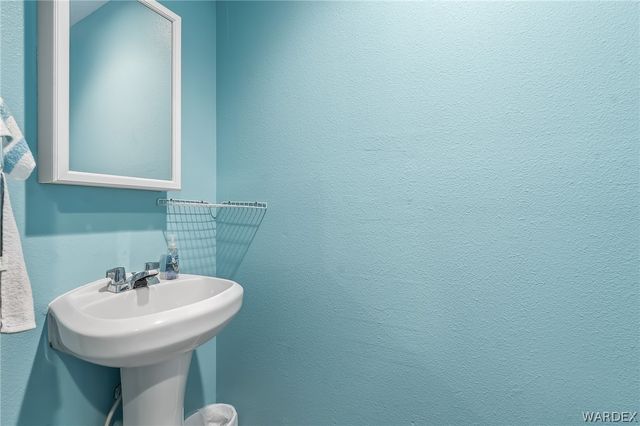 3539 Sunriver Court, Bullhead City, AZ 86429