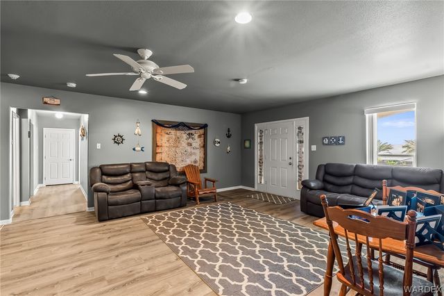 3539 Sunriver Court, Bullhead City, AZ 86429