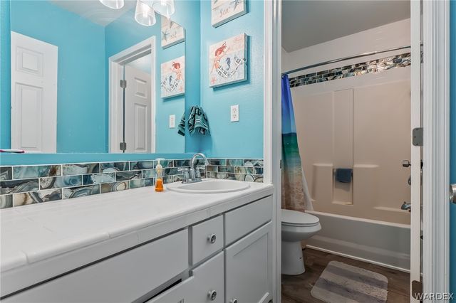 3539 Sunriver Court, Bullhead City, AZ 86429