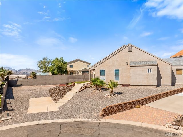 3539 Sunriver Court, Bullhead City, AZ 86429