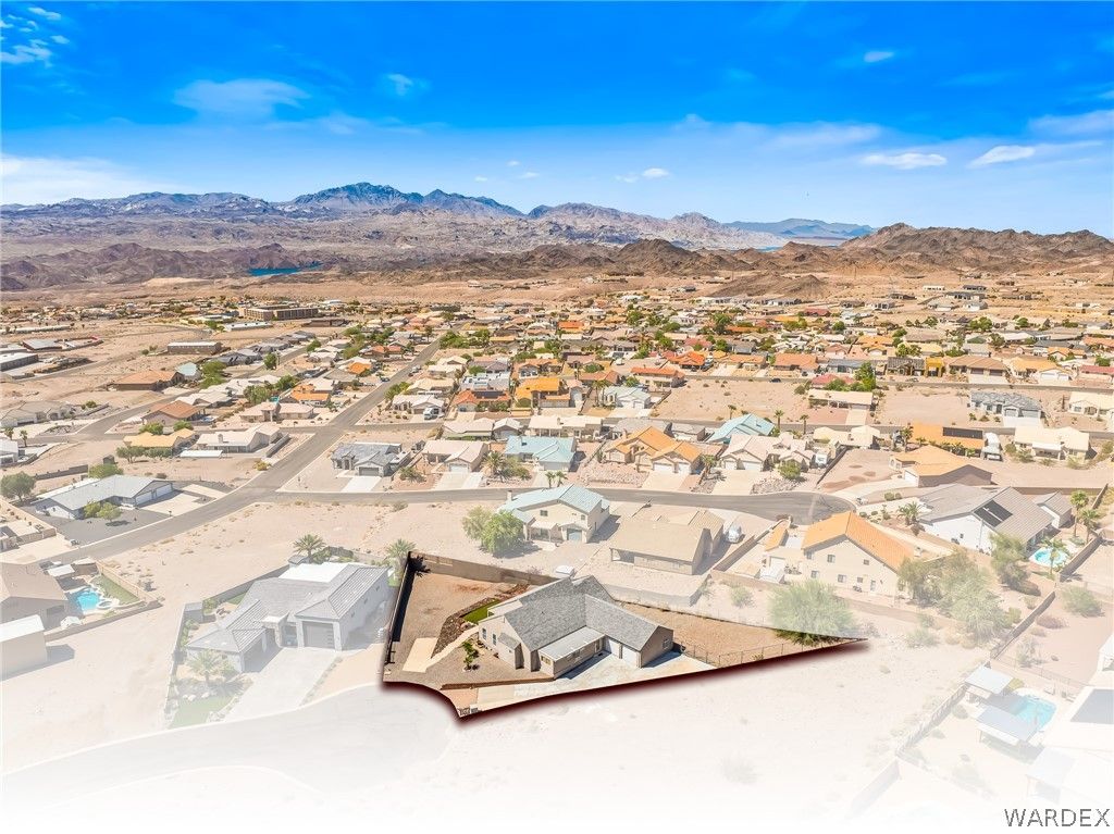 3539 Sunriver Court, Bullhead City, AZ 86429
