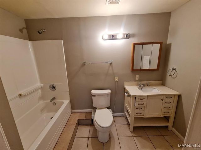 1128 Karen Road, Montgomery, AL 36109