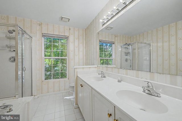 9386 VAN ARSDALE DR, Vienna, VA 22181
