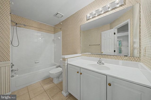 9386 VAN ARSDALE DR, Vienna, VA 22181