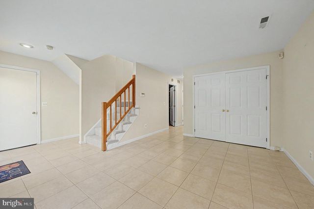9386 VAN ARSDALE DR, Vienna, VA 22181