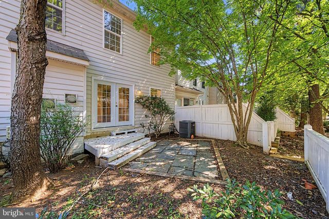 9386 VAN ARSDALE DR, Vienna, VA 22181