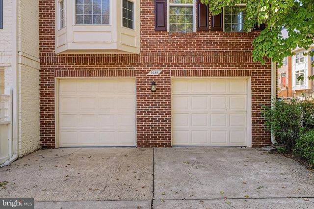 9386 VAN ARSDALE DR, Vienna, VA 22181