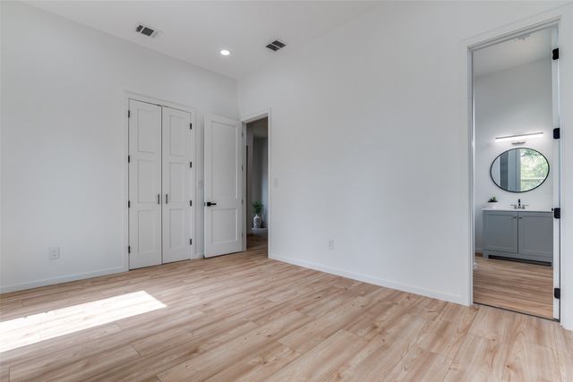 3608 Metropolitan Avenue, Dallas, TX 75210