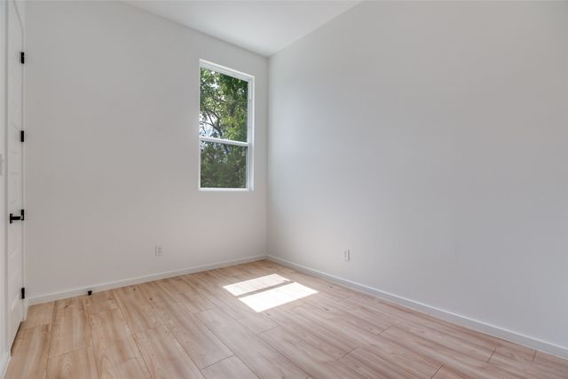 3608 Metropolitan Avenue, Dallas, TX 75210