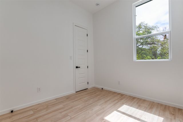 3608 Metropolitan Avenue, Dallas, TX 75210