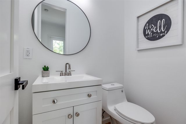 3608 Metropolitan Avenue, Dallas, TX 75210