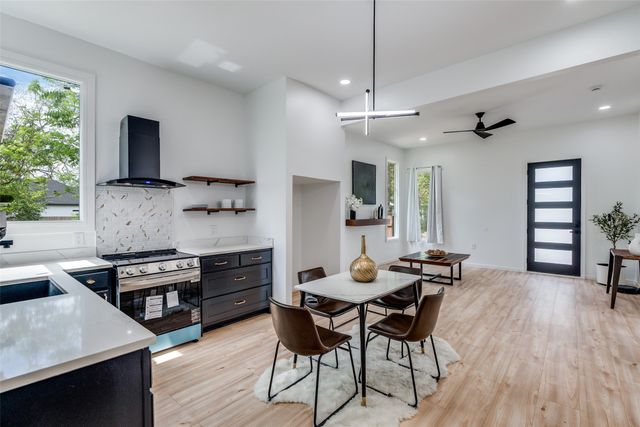 3608 Metropolitan Avenue, Dallas, TX 75210