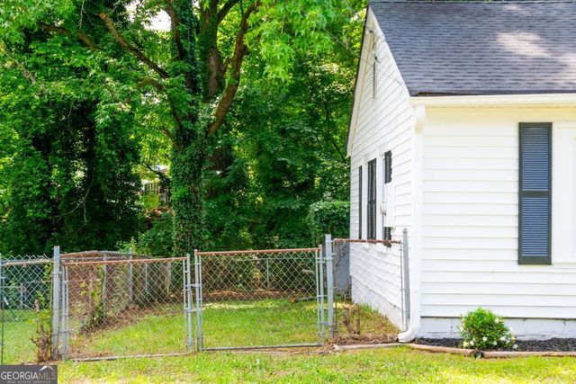 2266 Old Spring Road SE, Smyrna, GA 30080