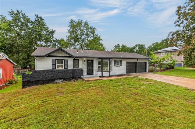 9609 E 79th Street, Raytown, MO 64138