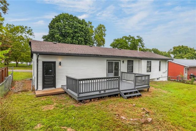 9609 E 79th Street, Raytown, MO 64138