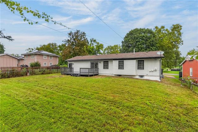 9609 E 79th Street, Raytown, MO 64138