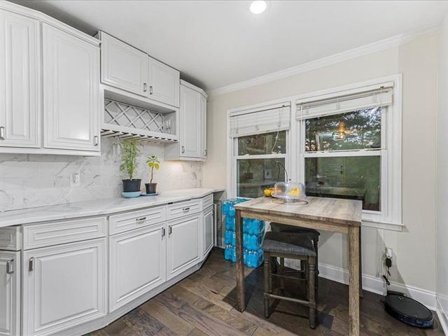 2409 Powers Ferry SE Drive, Marietta, GA 30067