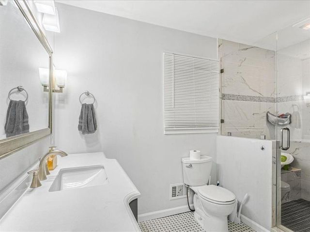 2409 Powers Ferry SE Drive, Marietta, GA 30067