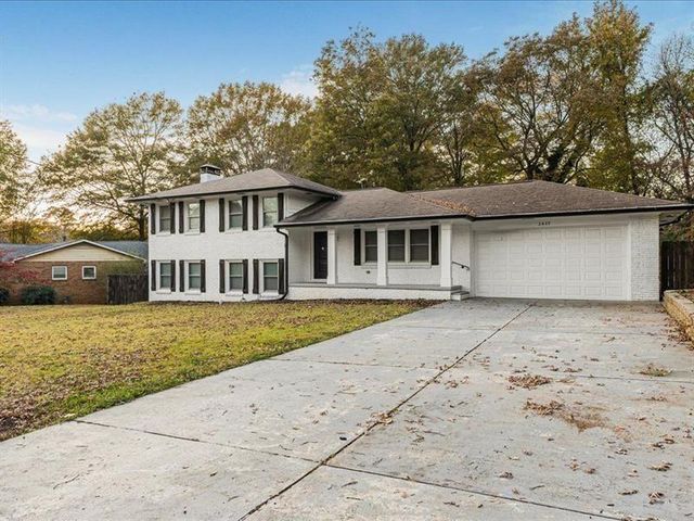 2409 Powers Ferry SE Drive, Marietta, GA 30067