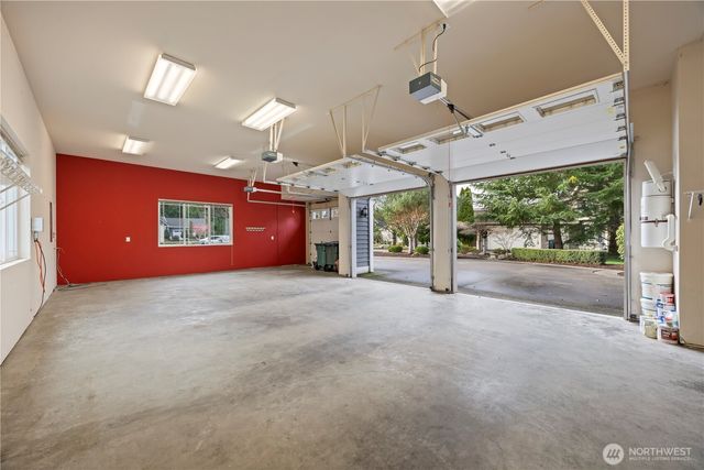 5566 Sandpiper Lane, Blaine, WA 98230