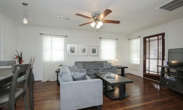 4331 Marina Street B, Houston, TX 77007