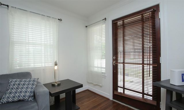 4331 Marina Street B, Houston, TX 77007